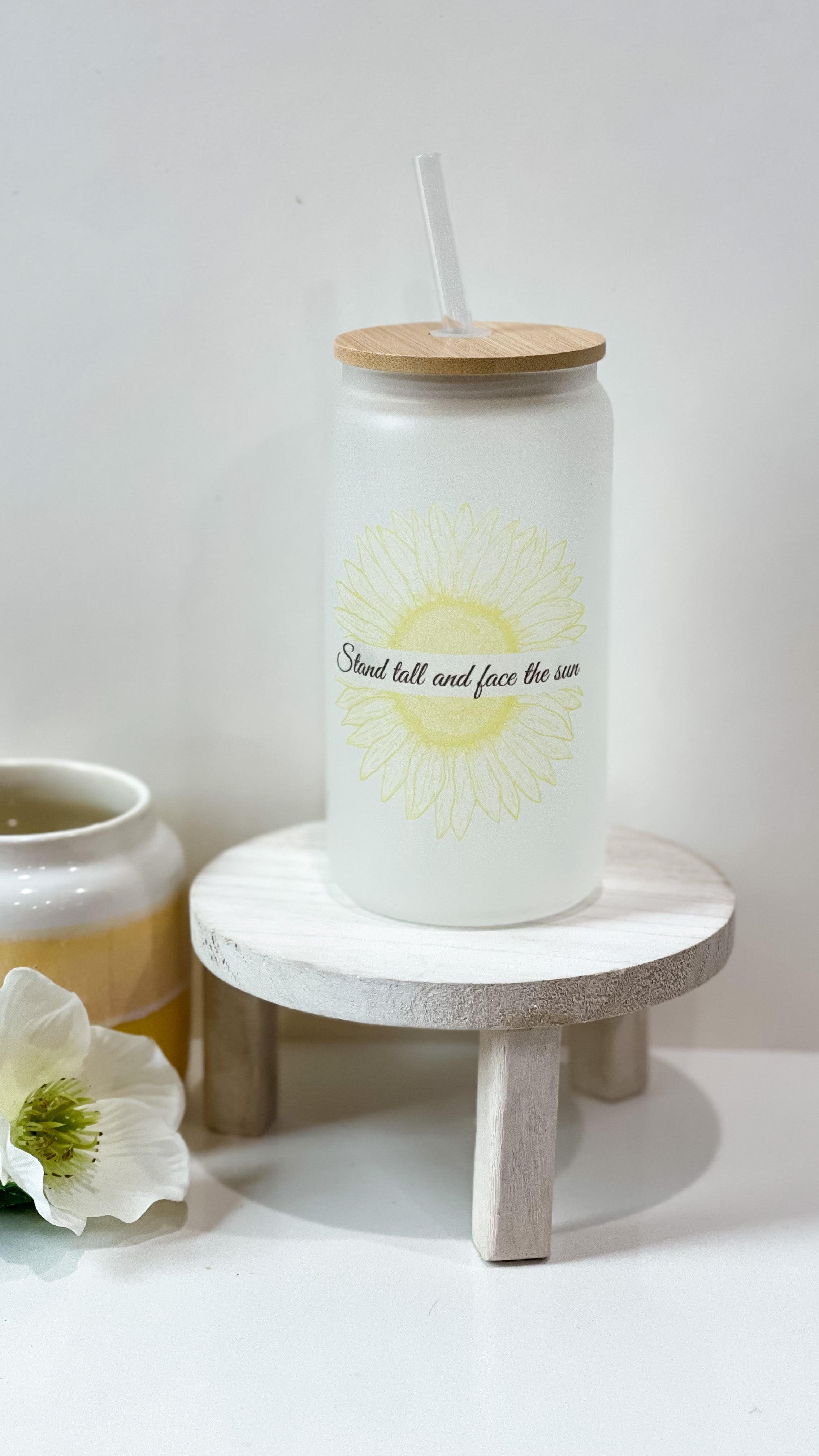 Sunflower Design 16oz Frosted Glass Can Cup with Bamboo Lid and